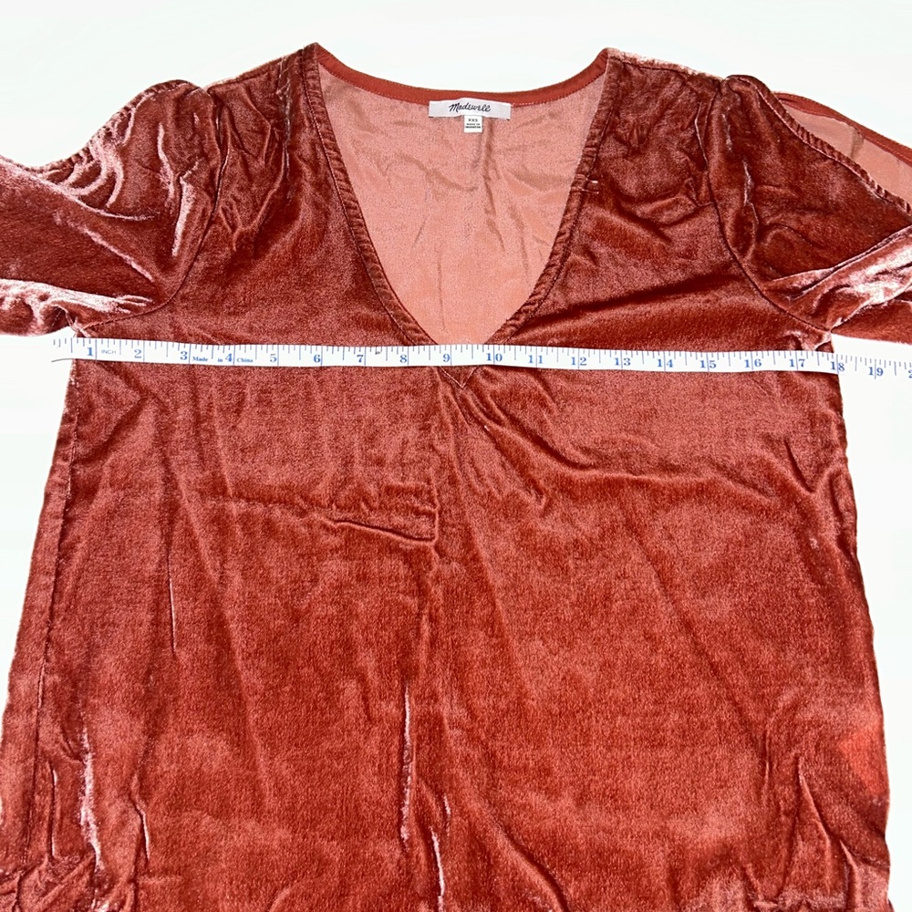 Madewell split sleeve, deep vneck,‎ ruffle hem, crushed velour top- sz XXS - Picture 7 of 7